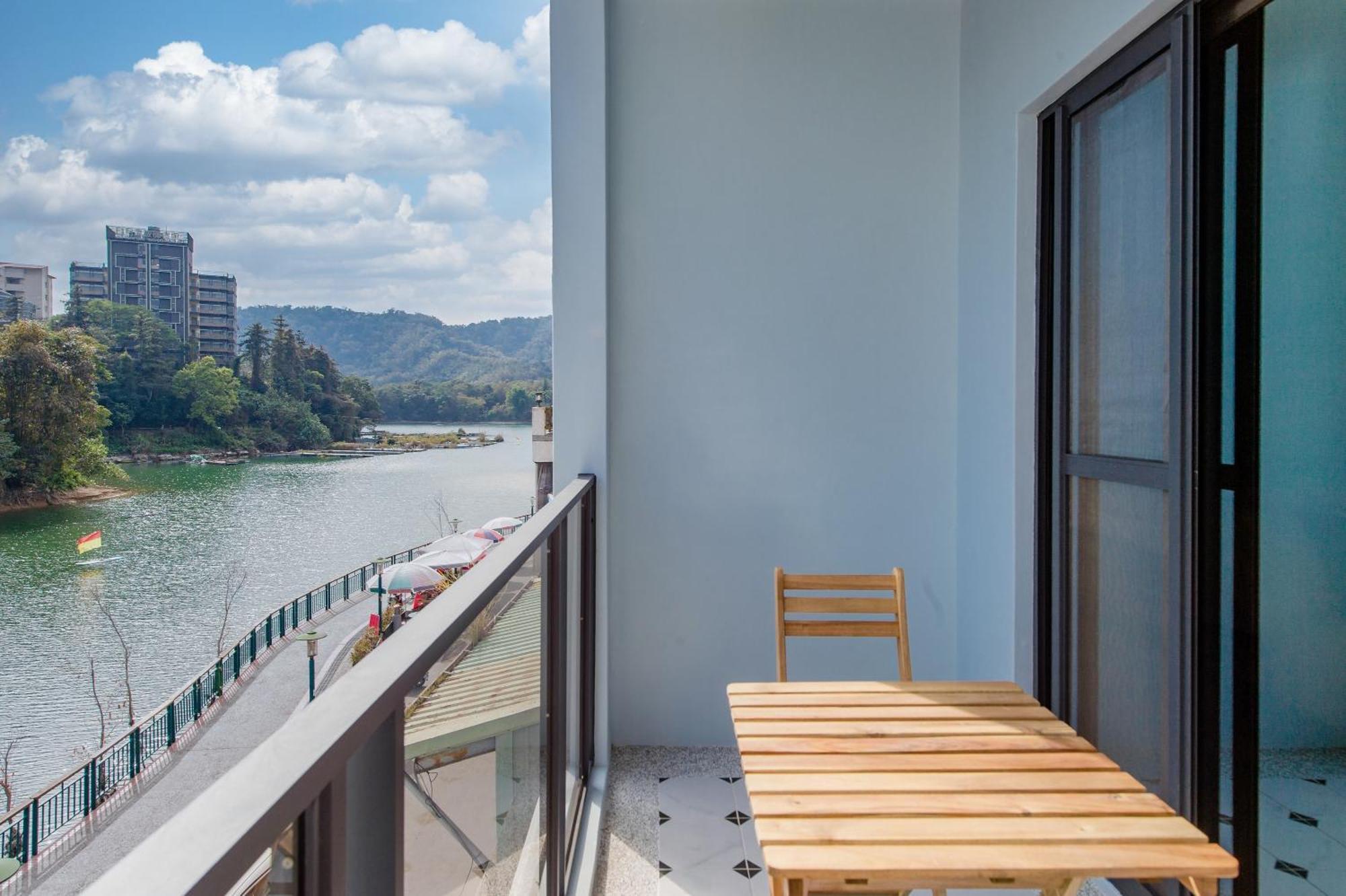 Bed and Breakfast Water House Yuchi Exterior foto